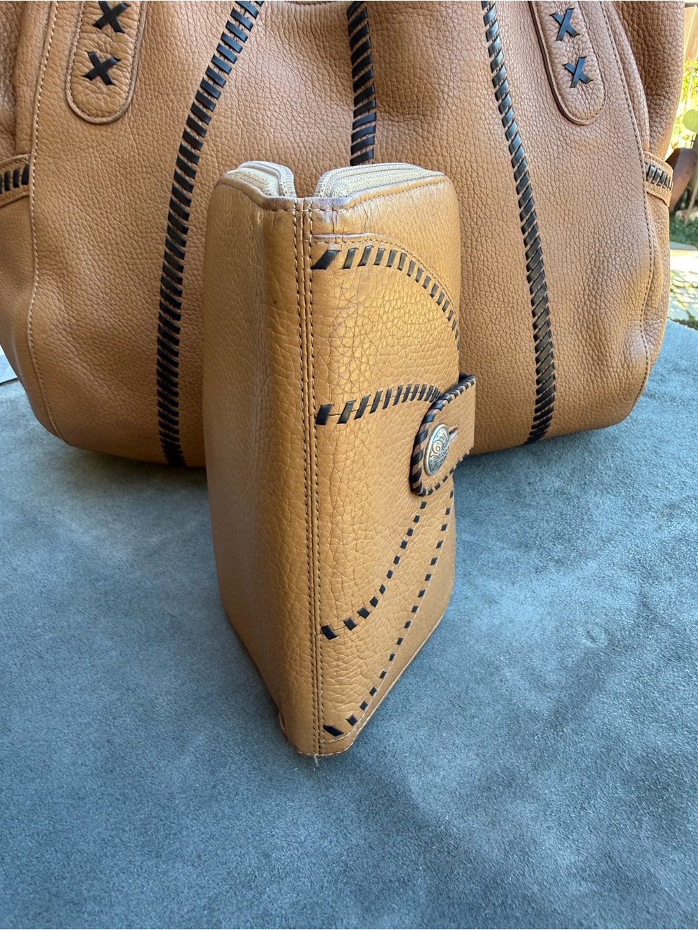 Brighton Mesa Vintage Leather Hobo Bag & Wallet Set - Picture 16 of 16